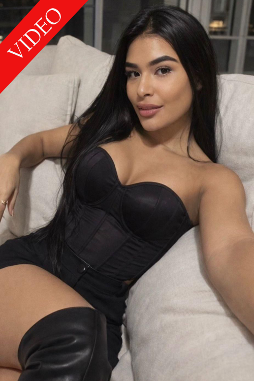 Ibiza Tops - Escorts - VALERIA